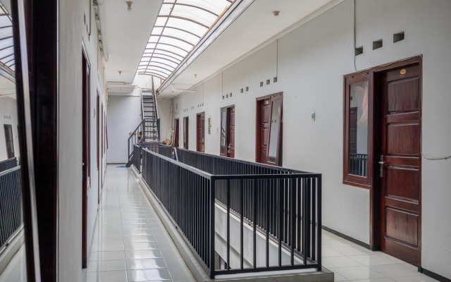 RedDoorz Syariah @ Dewandaru Malang