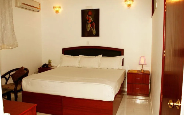 Hotel Malik Continental