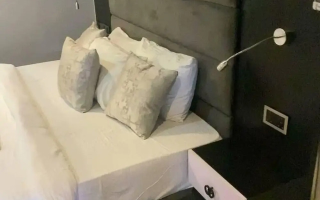 Zucchini Hotel and Apartment