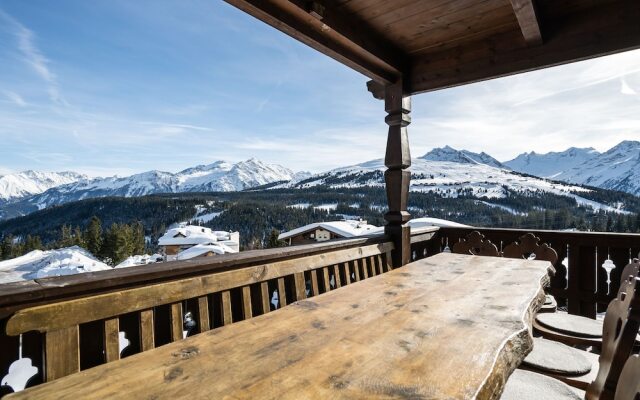 Gorgeous Chalet With Sauna in Konigsleiten
