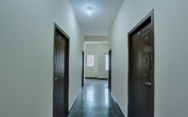 Oyo Flagship 27691 Snv Garden Main Road