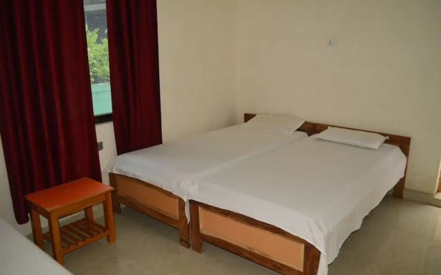 Middle Way Home Stay