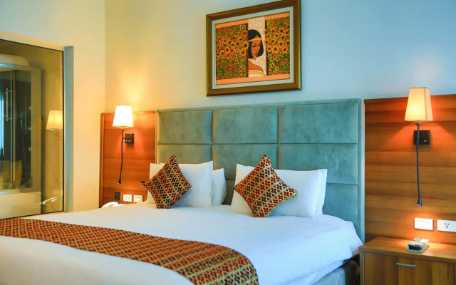 Swiss Inn Nexus Hotel