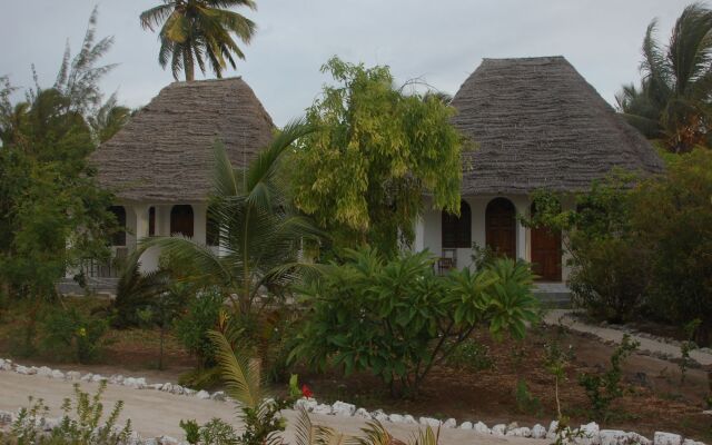 Blue Earth Beach Bungalows