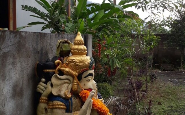 The Kubu Galungan