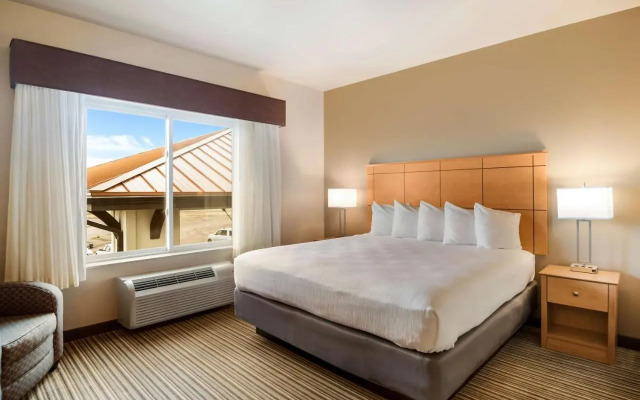 Best Western Shelby Inn & Suites