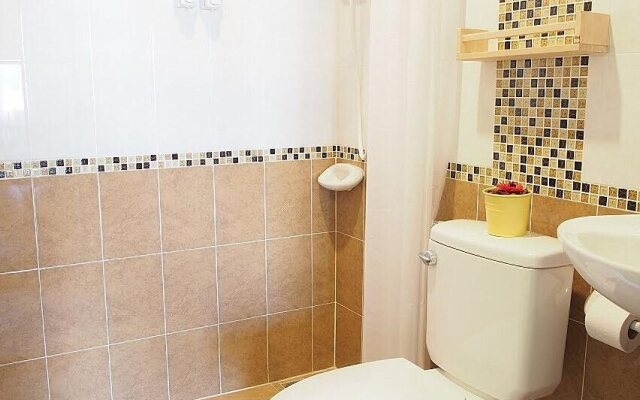 Life Station - Hostel