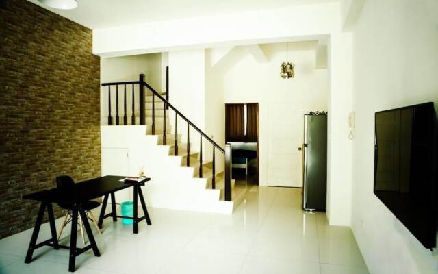 Catherine Hostel