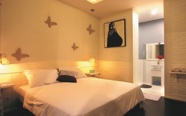The Peak Home – Guest Rooms – Parompong