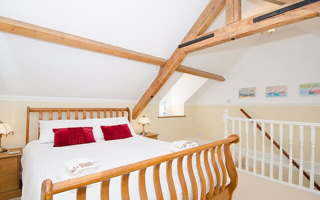 1 School Cottages