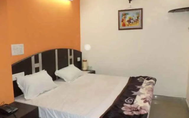 Hotel Surya Plaza