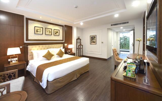 Garco Dragon Hotel