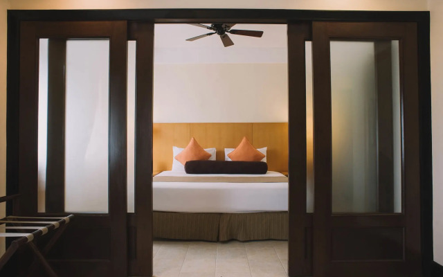 Pontefino Hotel and Residences