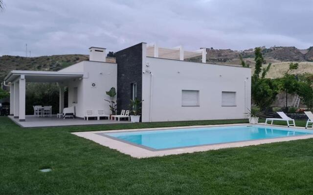Villa con piscina