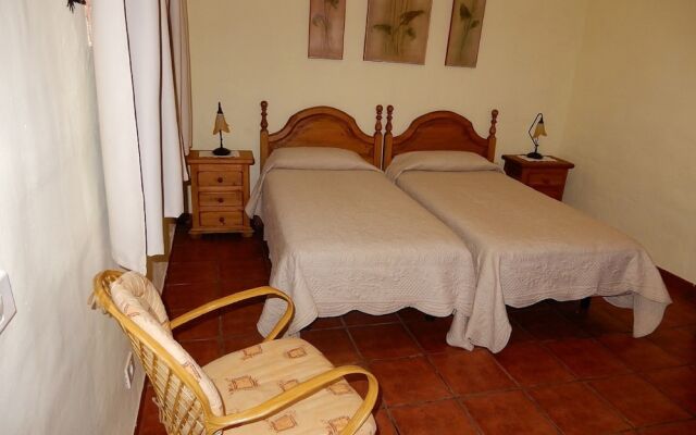 Casas Rurales Los Almendreros
