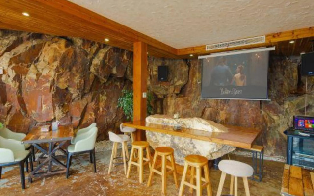 Shishang Yixiang Hostel