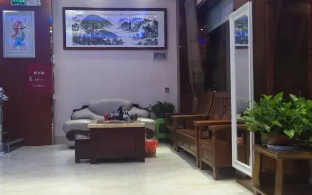 Dahua Fashion Marina Hotel