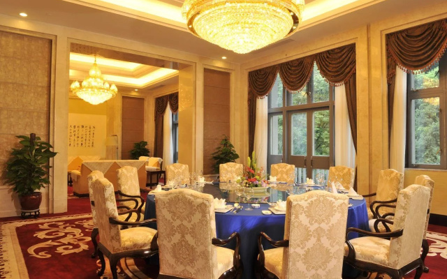 Deefly Zhejiang  Santaishan Rd