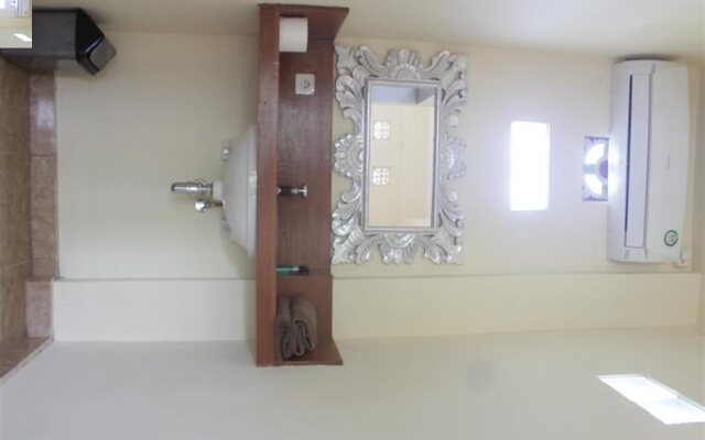 Restu Guest House And Spa