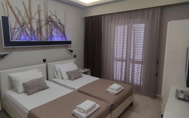 Olive Grove Hotel