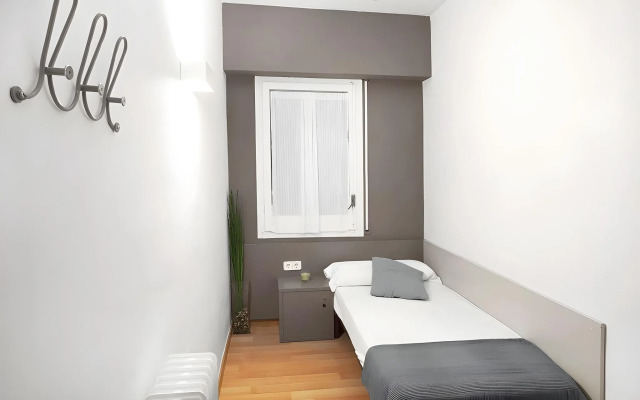 Sant Jordi Hostels Sagrada Familia
