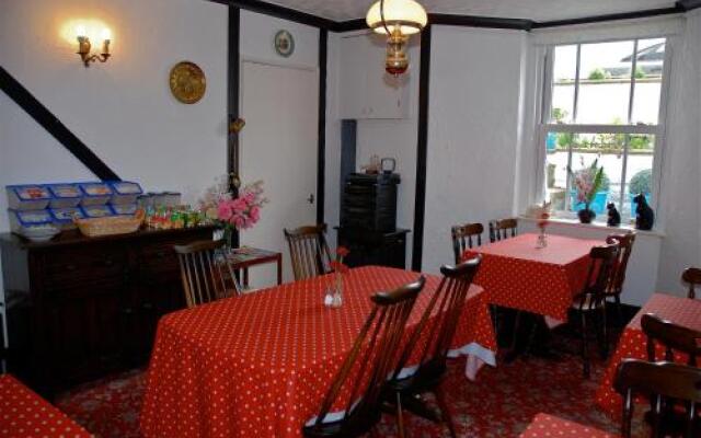 Harbour Lights Guest House