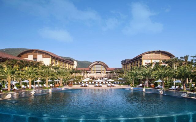 The St. Regis Sanya Yalong Bay Resort