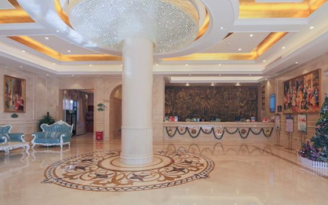 Vienna International Hotel (Shenzhen Longhua Qiankeng Metro Station) – Hotel Rooms – Shenzhen