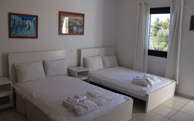 Maroulinas Boutique Apartments & Studios