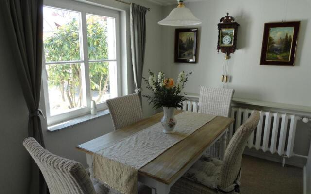 Cottage Ferienwohnung mit Seeblick