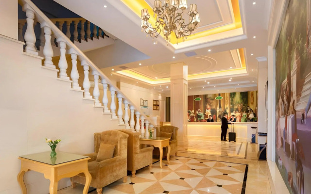 Vienna Hotel (Chongqing Shizhu Stadium)