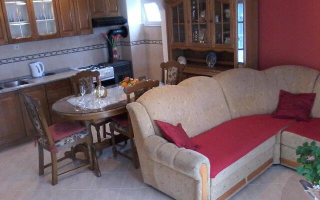 Mari - barbecue - A2Lile (2+2)