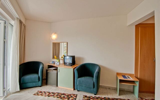 Hotel Raluca