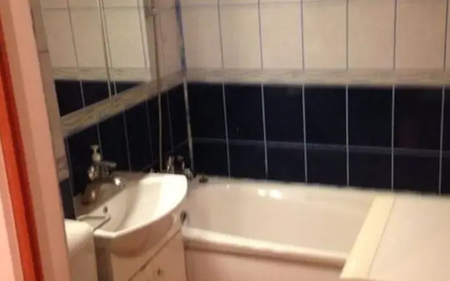 Cozy 1 Bedroom Flat