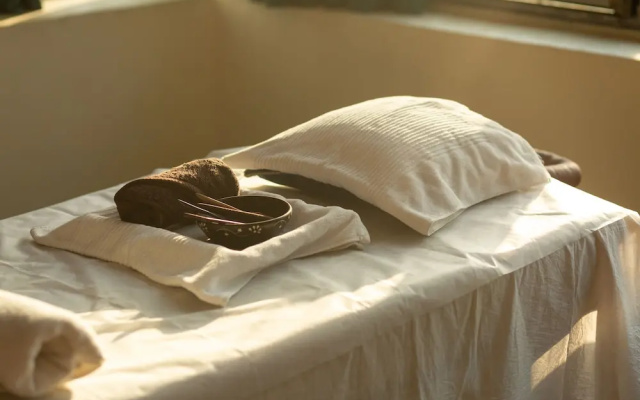 V One Hotel - The Competent Palace