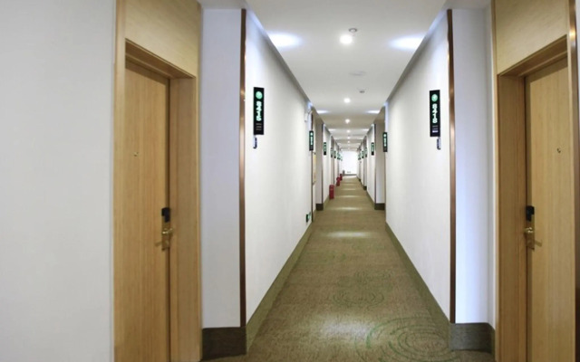 GreenTree Inn Anqing Duxiu Avenue Greenland Metropolis Express Hotel