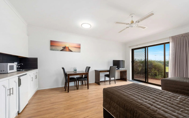Comfort Inn & Suites Riverland