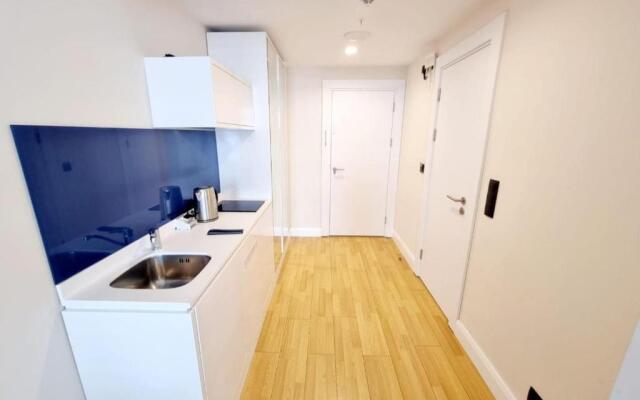 Sea&Mountain View Aparttments (Orbi City)