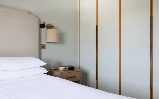 Cornwall Gardens Xxiii by Onefinestay