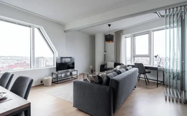 12th Floor Sauna Retreat with Views