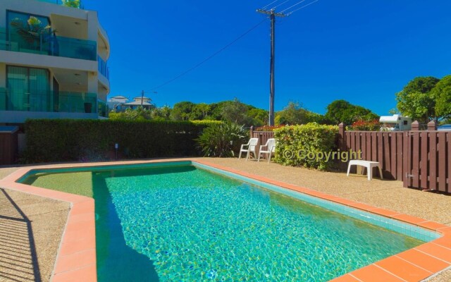 Pacific Royale Holiday Apartment 313