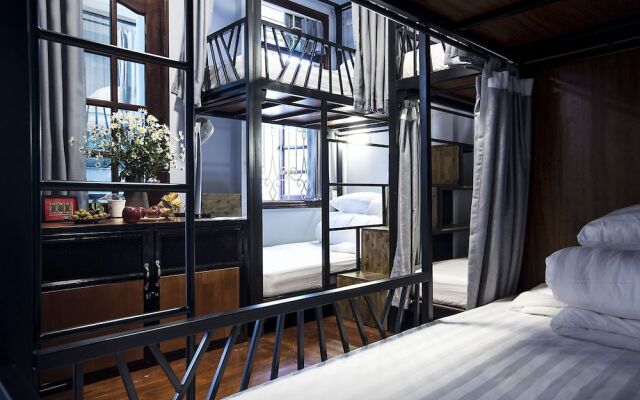 The Chi Novel Hostel
