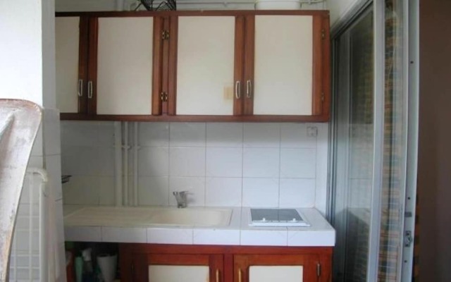 Studio in Le Moule, with Enclosed Garden And Wifi