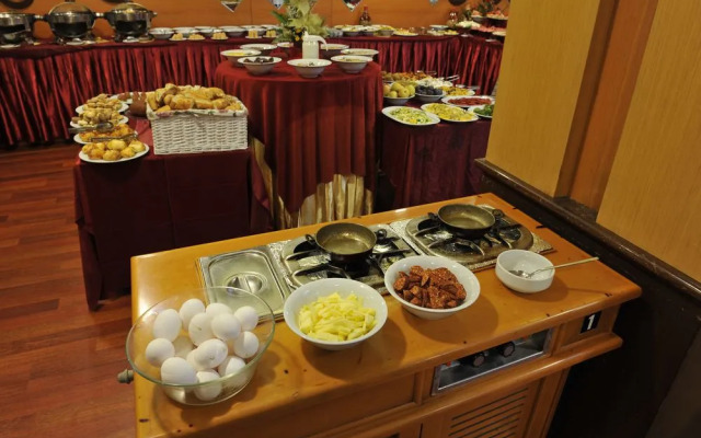 Emin Kocak Hotel