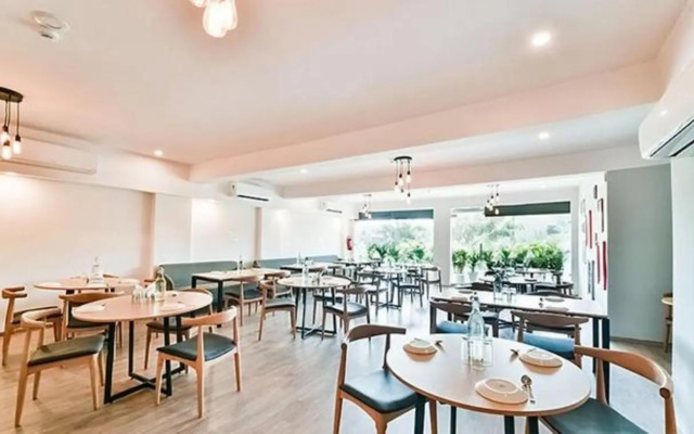 Fabhotel Lupin International