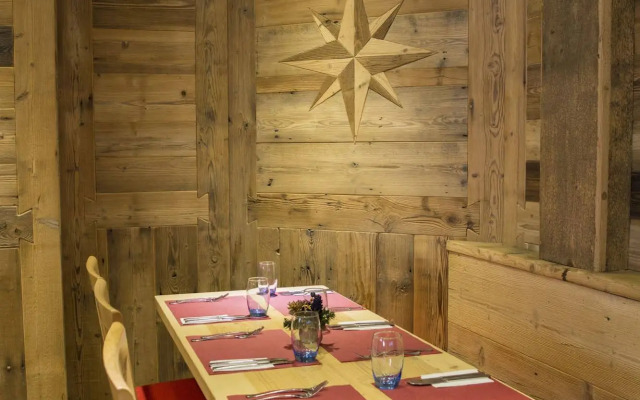 Alpine Classic Hotel