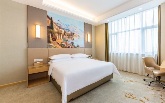 Vienna International Hotel (Wuhan Wangjiawan Tieqiao Square)