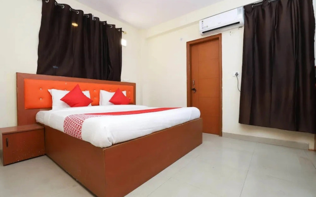 Diamond Plaza by OYO Rooms