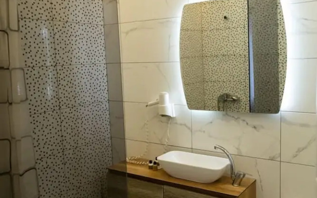 Hotel City
