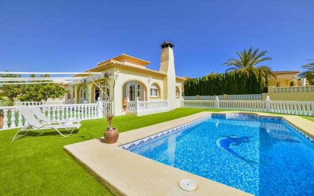 Villa - 3 Bedrooms with Pool - 104962